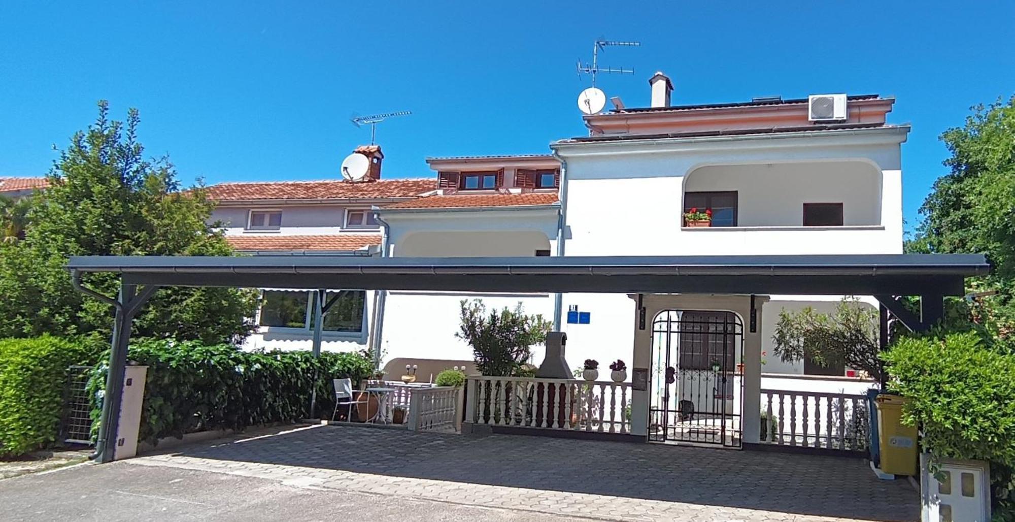פורץ Apartments Stojakovic מראה חיצוני תמונה